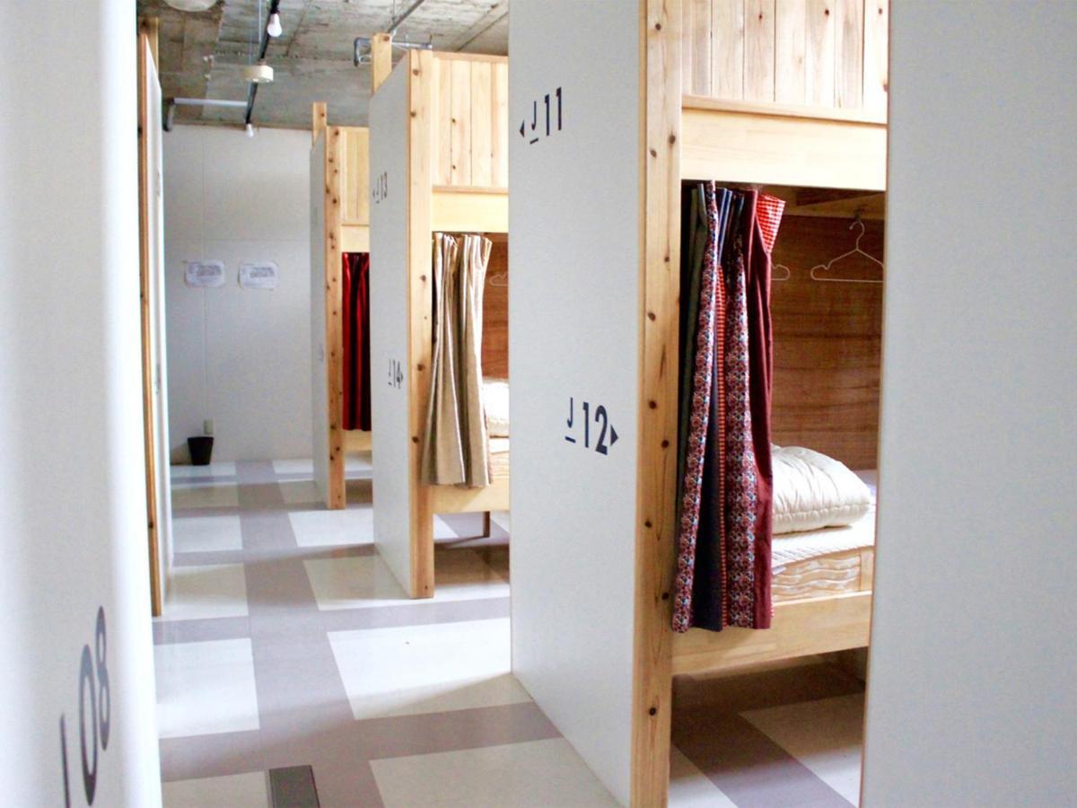 Hostel Tangatable Kitakyushu Buitenkant foto