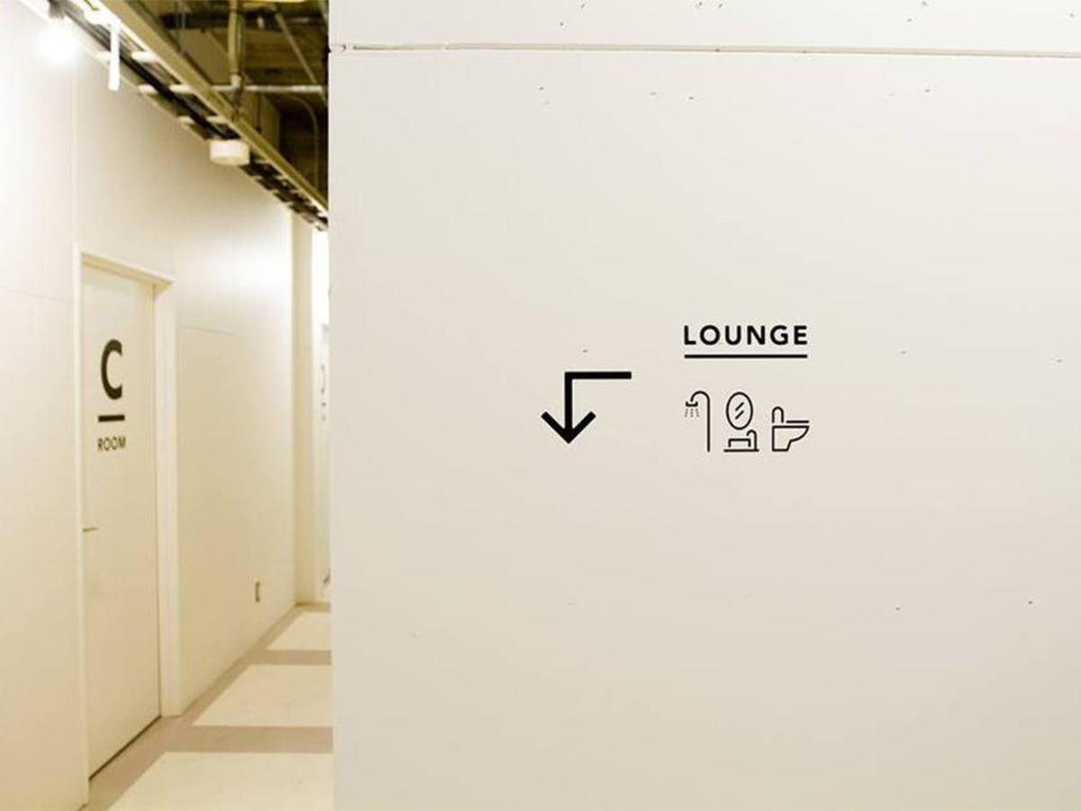 Hostel Tangatable Kitakyushu Buitenkant foto